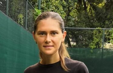 Coach Kateryna